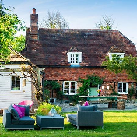 Samsara Villa Tonbridge Luaran gambar