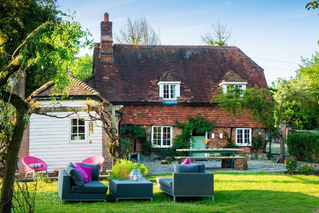 Samsara Villa Tonbridge Luaran gambar